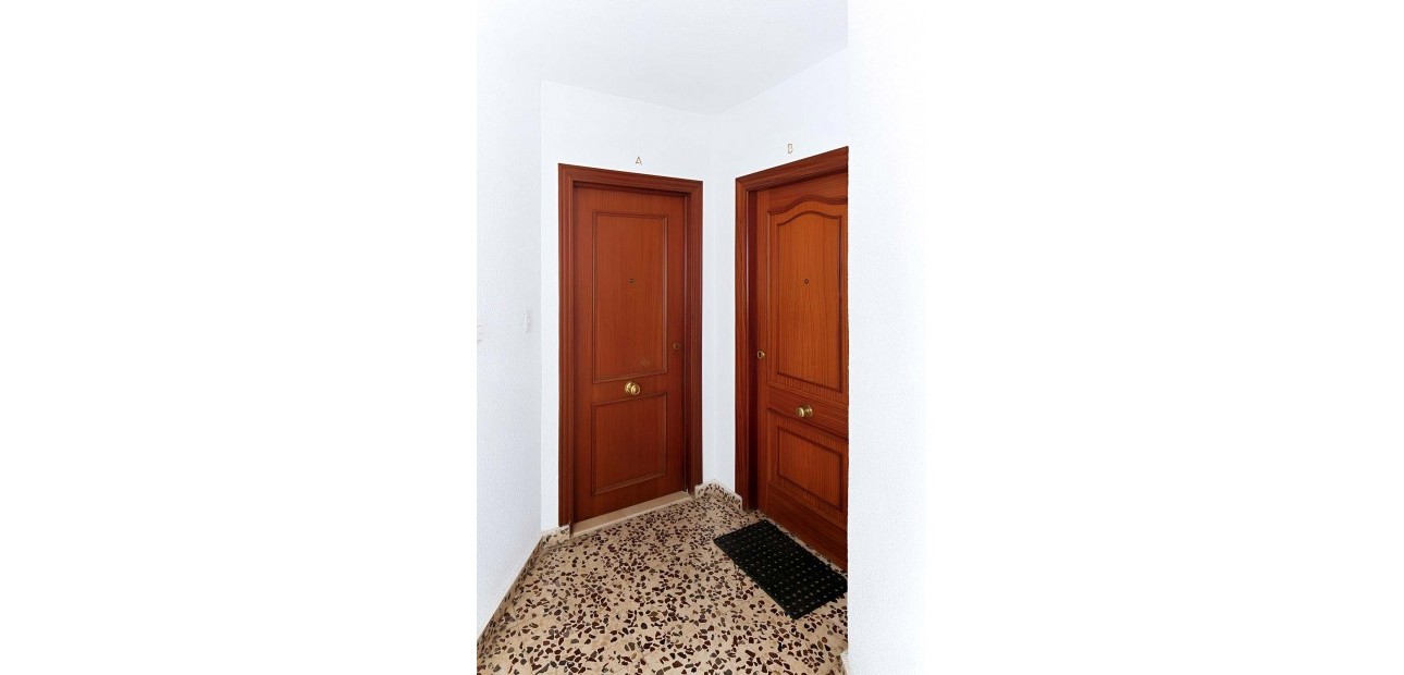 Herverkoop - Appartement / flat -
Torrevieja - Torre La Mata