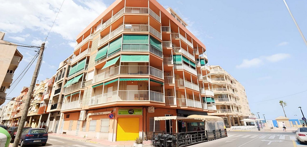 Herverkoop - Appartement / flat -
Torrevieja - Torre La Mata