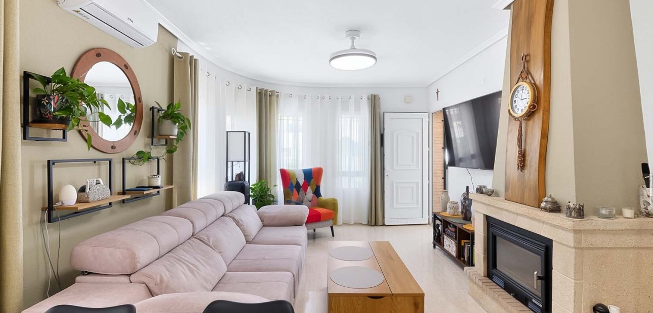 Herverkoop - Detached Villa -
Pinar de Campoverde - Pinar de Campoverde - Village