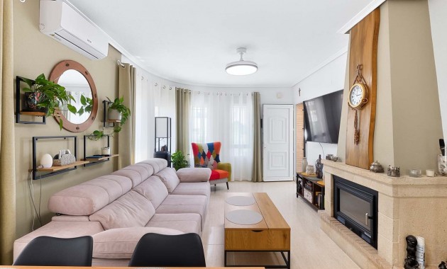Herverkoop - Detached Villa -
Pinar de Campoverde - Pinar de Campoverde - Village