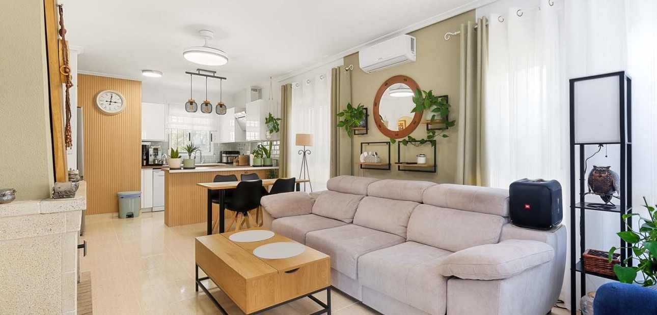 Herverkoop - Detached Villa -
Pinar de Campoverde - Pinar de Campoverde - Village
