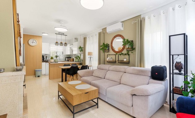 Herverkoop - Detached Villa -
Pinar de Campoverde - Pinar de Campoverde - Village