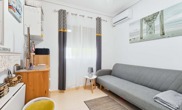 Herverkoop - Detached Villa -
Pinar de Campoverde - Pinar de Campoverde - Village