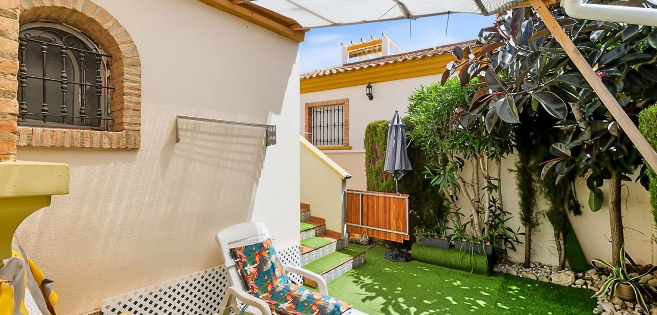 Herverkoop - Detached Villa -
Pinar de Campoverde - Pinar de Campoverde - Village