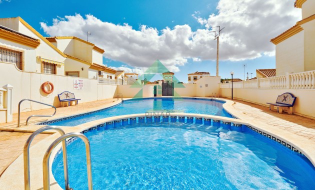 Herverkoop - Detached Villa -
Pinar de Campoverde - Pinar de Campoverde - Village