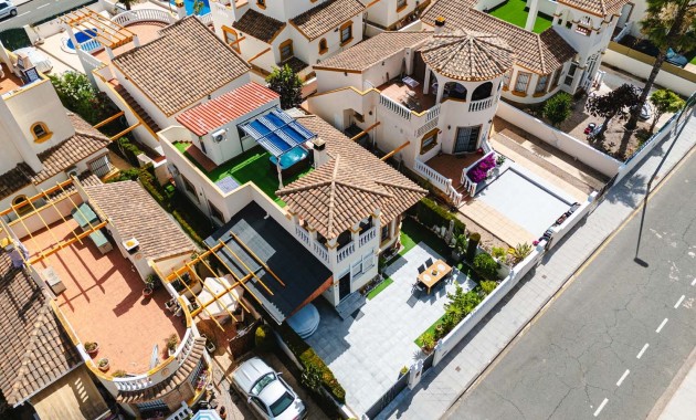 Herverkoop - Detached Villa -
Pinar de Campoverde - Pinar de Campoverde - Village