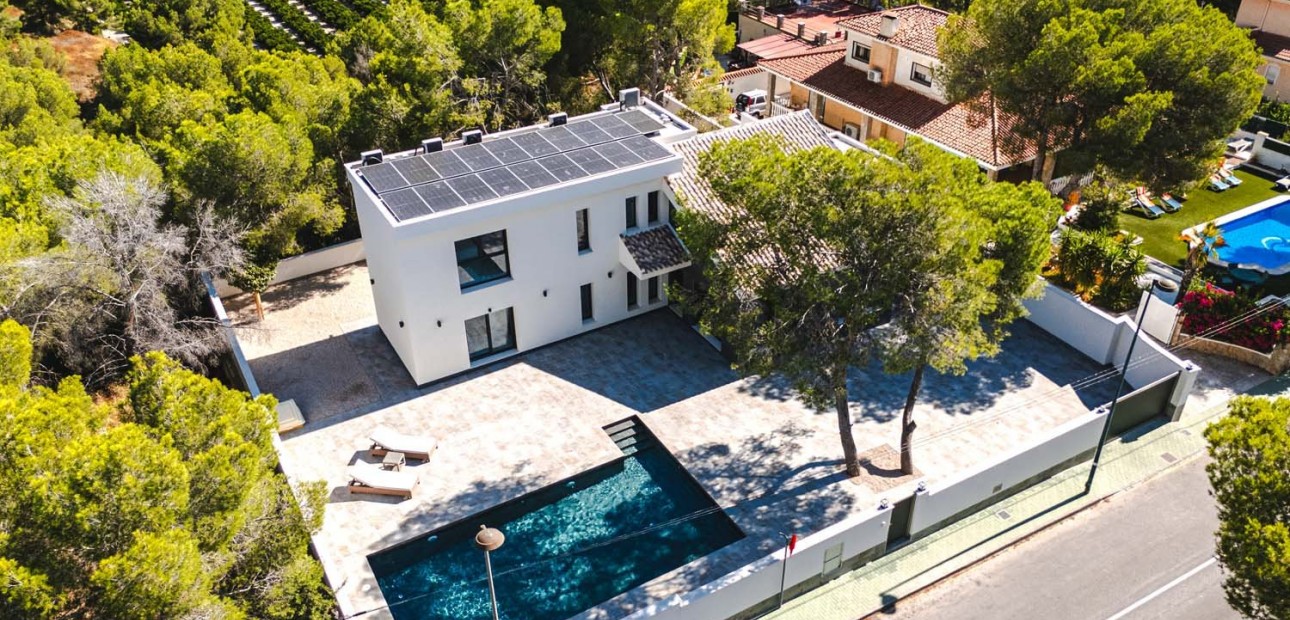 Herverkoop - Detached Villa -
Pinar de Campoverde - Pinar de Campoverde - Village