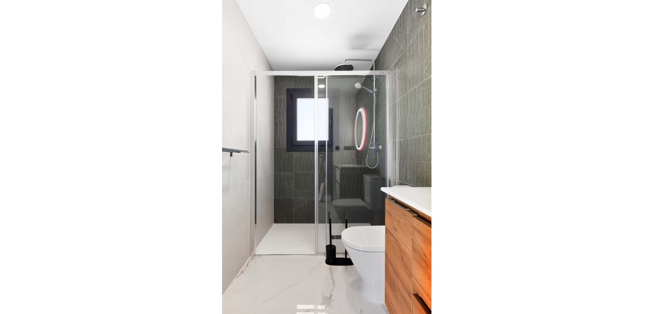Herverkoop - Detached Villa -
Pinar de Campoverde - Pinar de Campoverde - Village