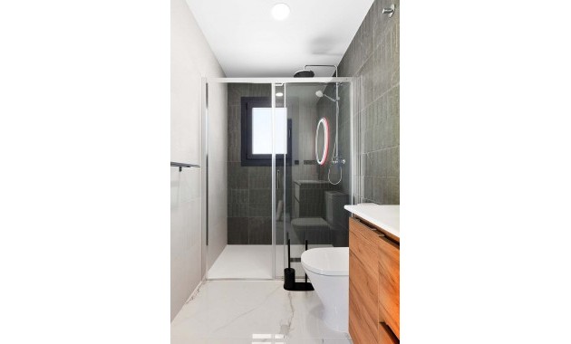 Herverkoop - Detached Villa -
Pinar de Campoverde - Pinar de Campoverde - Village