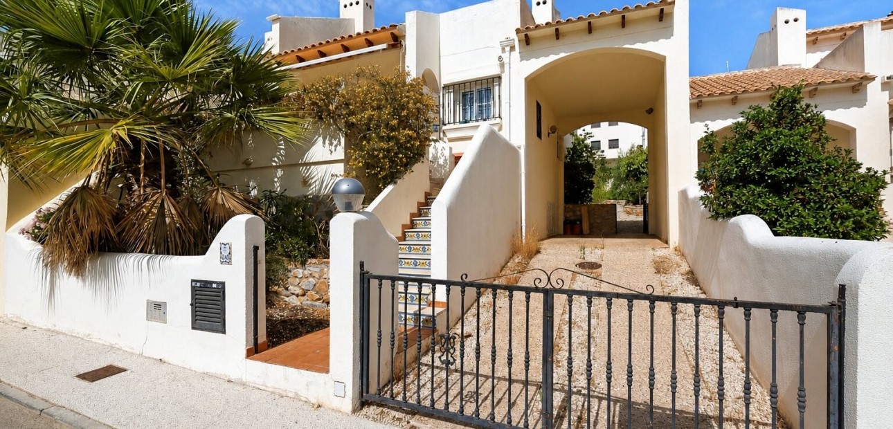 Herverkoop - Herenhuis -
Orihuela Costa - Las Ramblas