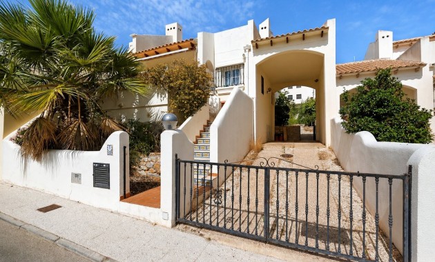 Herverkoop - Herenhuis -
Orihuela Costa - Las Ramblas