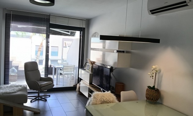 Herverkoop - Appartement / flat -
Orihuela Costa - Punta Prima