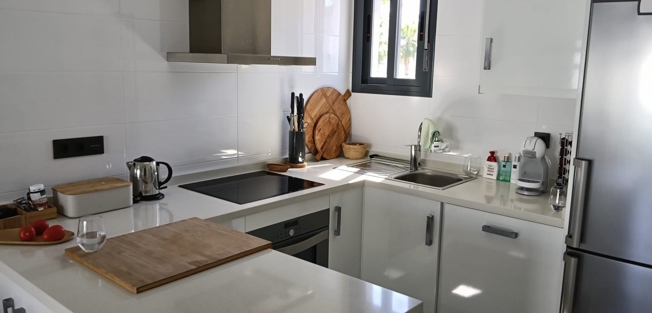 Herverkoop - Appartement / flat -
Orihuela Costa - Punta Prima