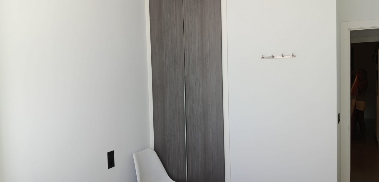 Herverkoop - Appartement / flat -
Orihuela Costa - Punta Prima
