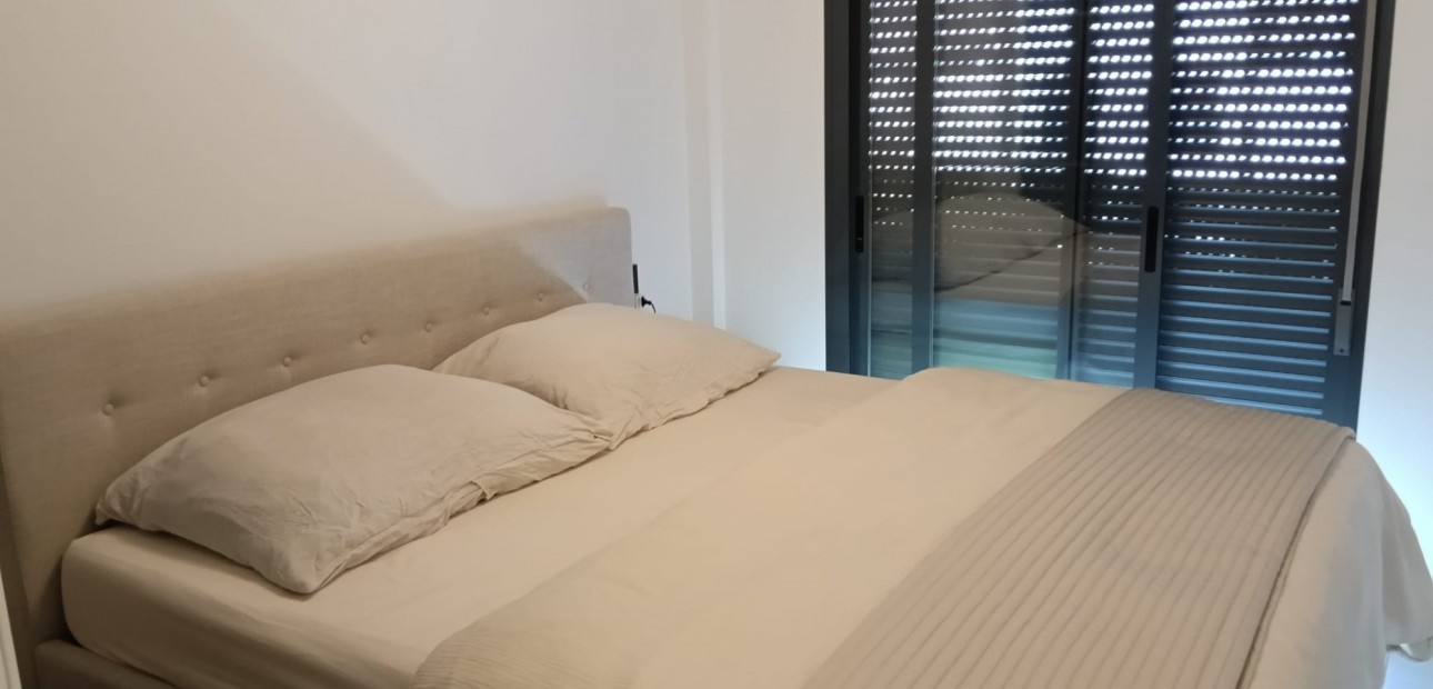 Herverkoop - Appartement / flat -
Orihuela Costa - Punta Prima