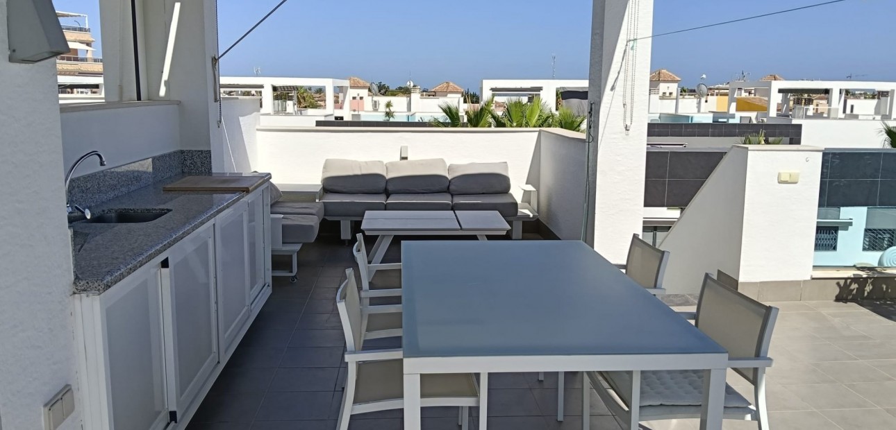 Herverkoop - Appartement / flat -
Orihuela Costa - Punta Prima