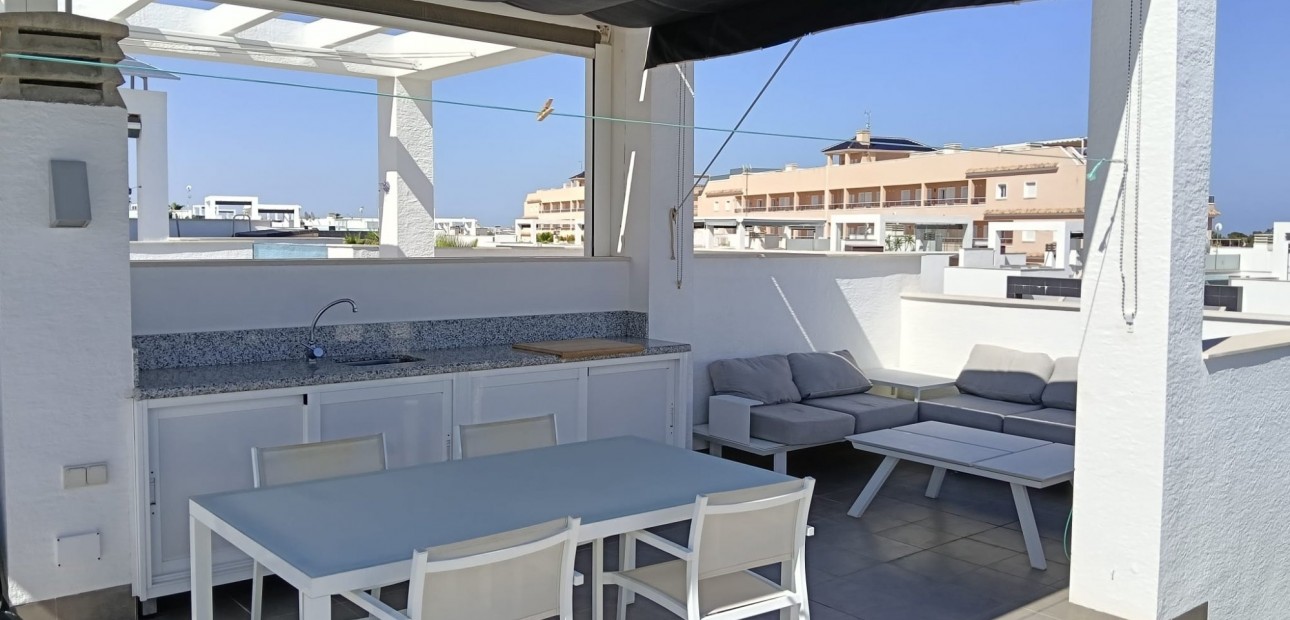 Herverkoop - Appartement / flat -
Orihuela Costa - Punta Prima