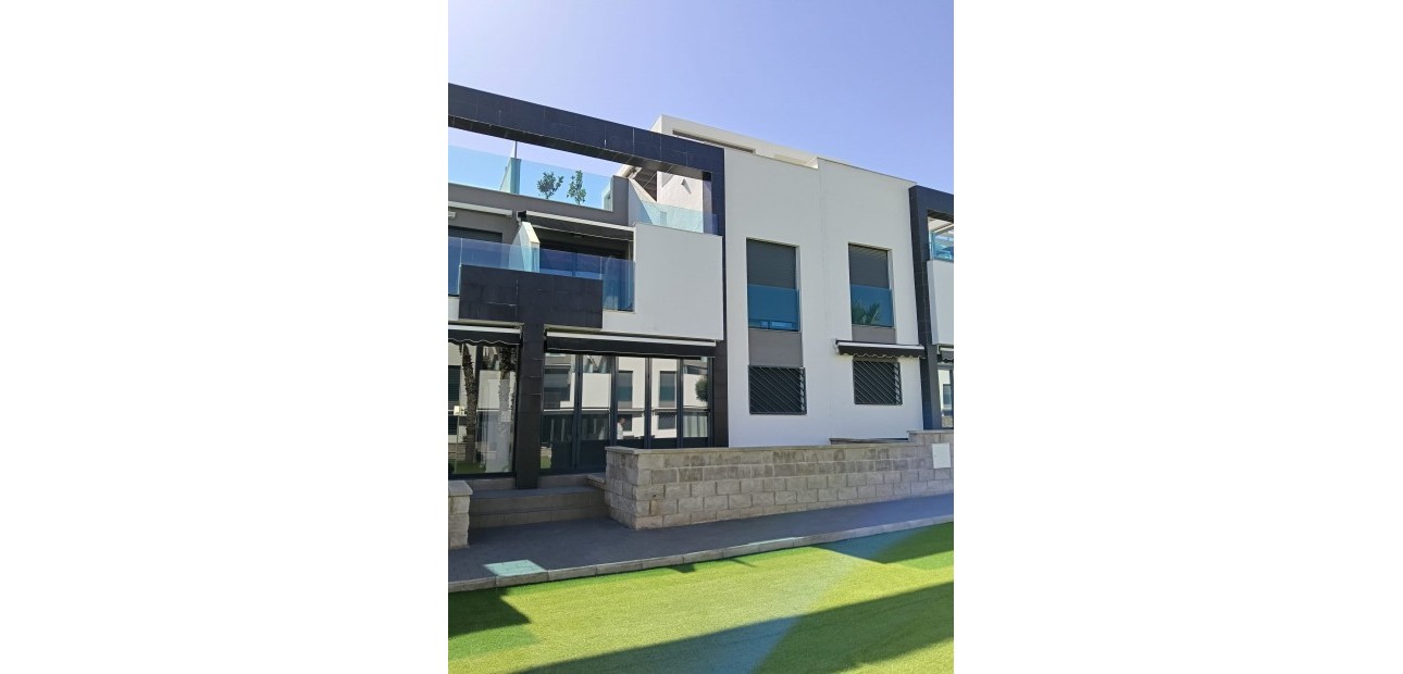 Herverkoop - Appartement / flat -
Orihuela Costa - Punta Prima