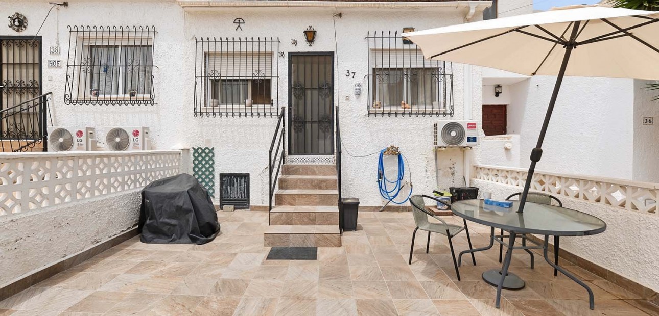 Herverkoop - Bungalow -
Pinar de Campoverde - Pinar de Campoverde - Village