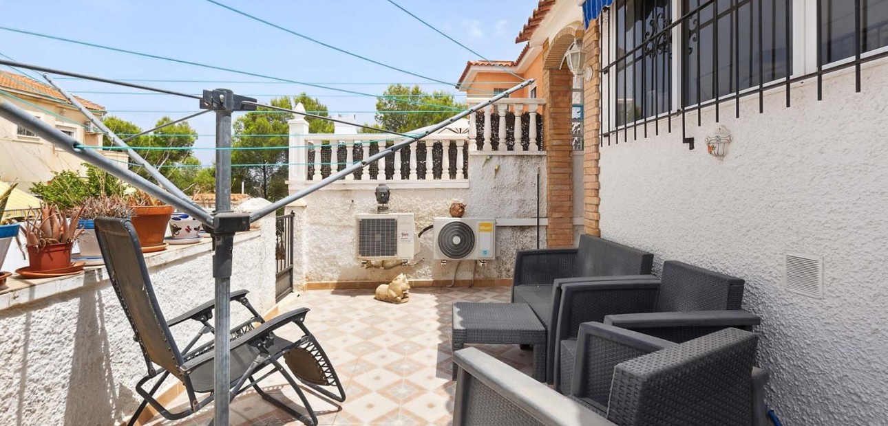 Herverkoop - Bungalow -
Pinar de Campoverde - Pinar de Campoverde - Village
