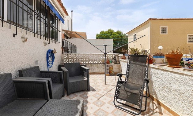 Herverkoop - Bungalow -
Pinar de Campoverde - Pinar de Campoverde - Village