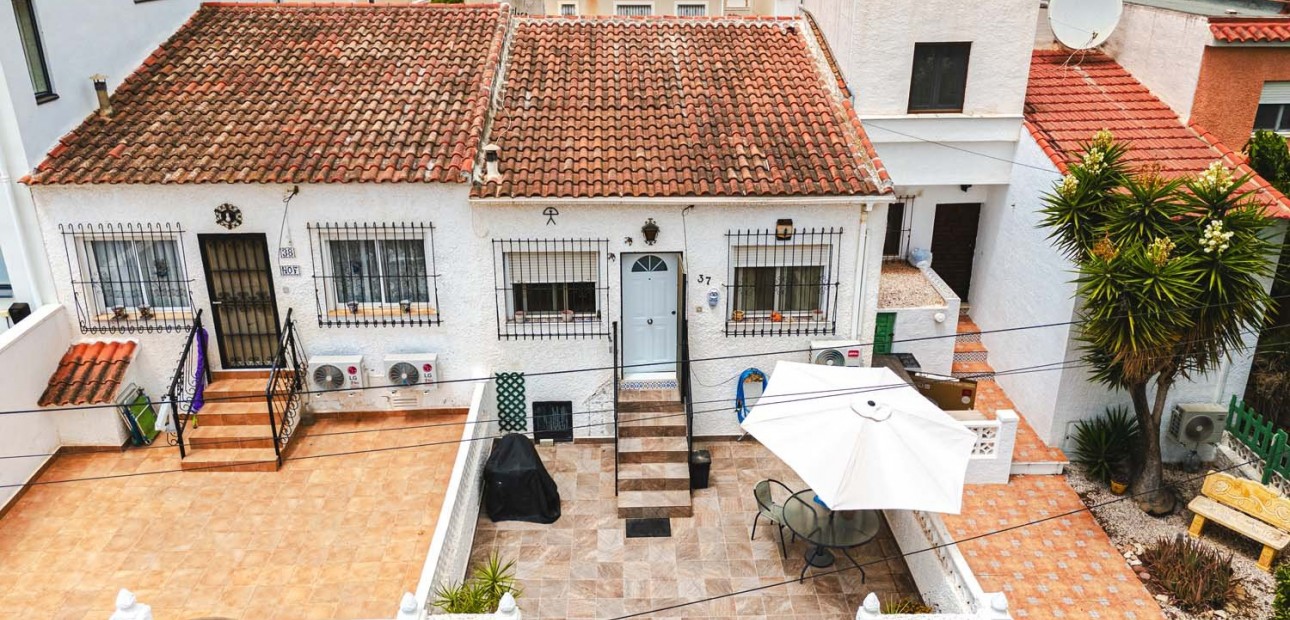 Herverkoop - Bungalow -
Pinar de Campoverde - Pinar de Campoverde - Village
