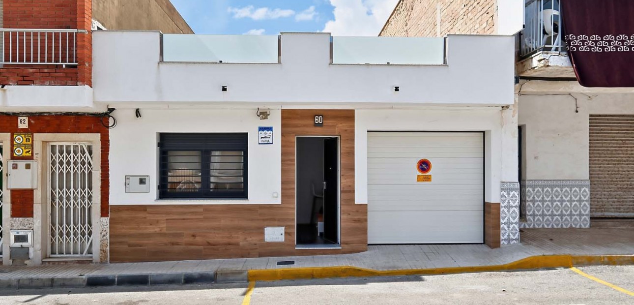 Herverkoop - Bungalow -
Torre de La Horadada - Torre de La Horadada - Town