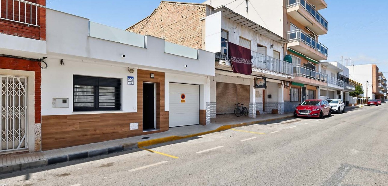 Herverkoop - Bungalow -
Torre de La Horadada - Torre de La Horadada - Town