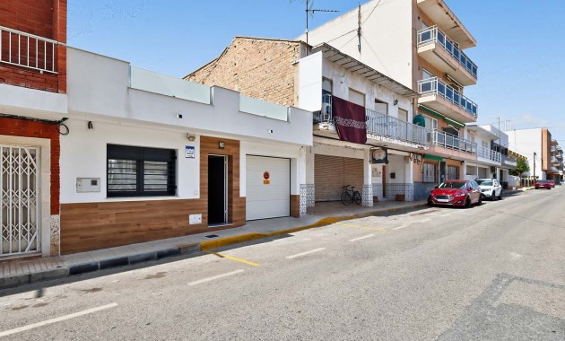 Herverkoop - Bungalow -
Torre de La Horadada - Torre de La Horadada - Town