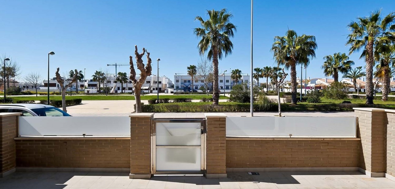 Herverkoop - Appartement / flat -
Torre de La Horadada - Torre de La Horadada - Town