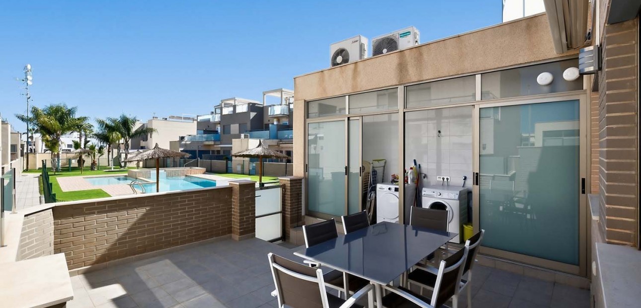Herverkoop - Appartement / flat -
Torre de La Horadada - Torre de La Horadada - Town