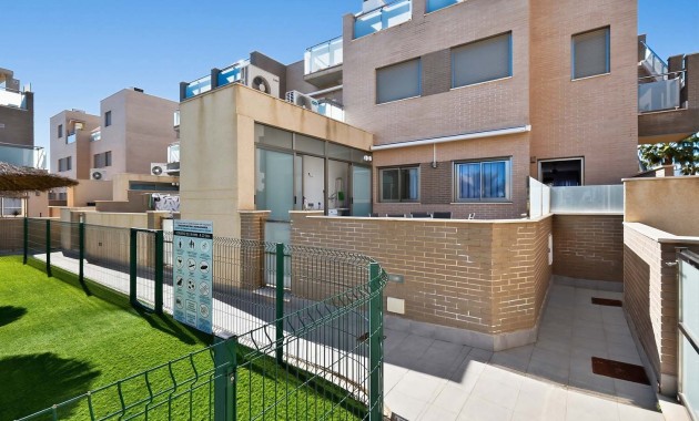 Herverkoop - Appartement / flat -
Torre de La Horadada - Torre de La Horadada - Town