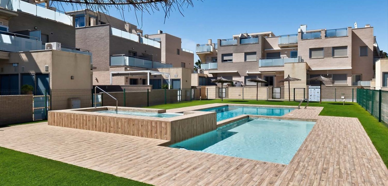 Herverkoop - Appartement / flat -
Torre de La Horadada - Torre de La Horadada - Town