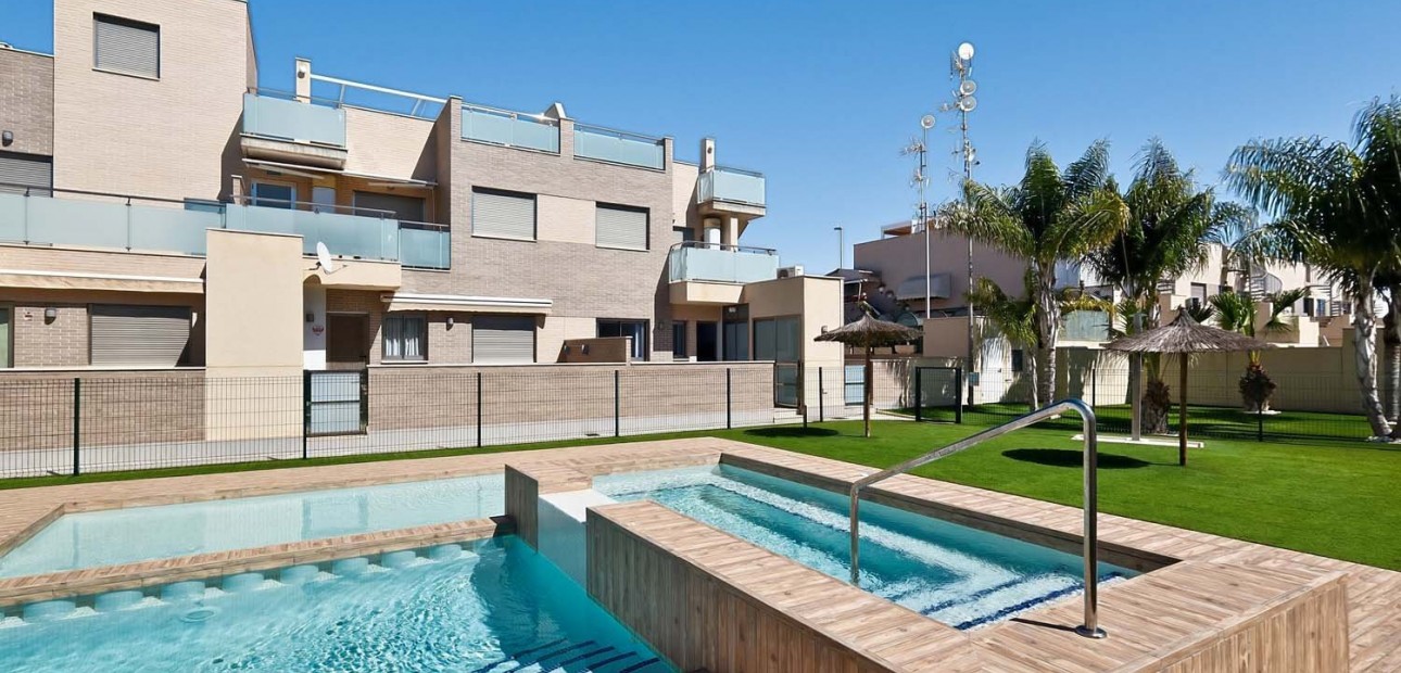 Herverkoop - Appartement / flat -
Torre de La Horadada - Torre de La Horadada - Town