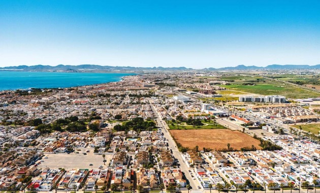 Herverkoop - Herenhuis -
Los Alcázares - Los Narejos