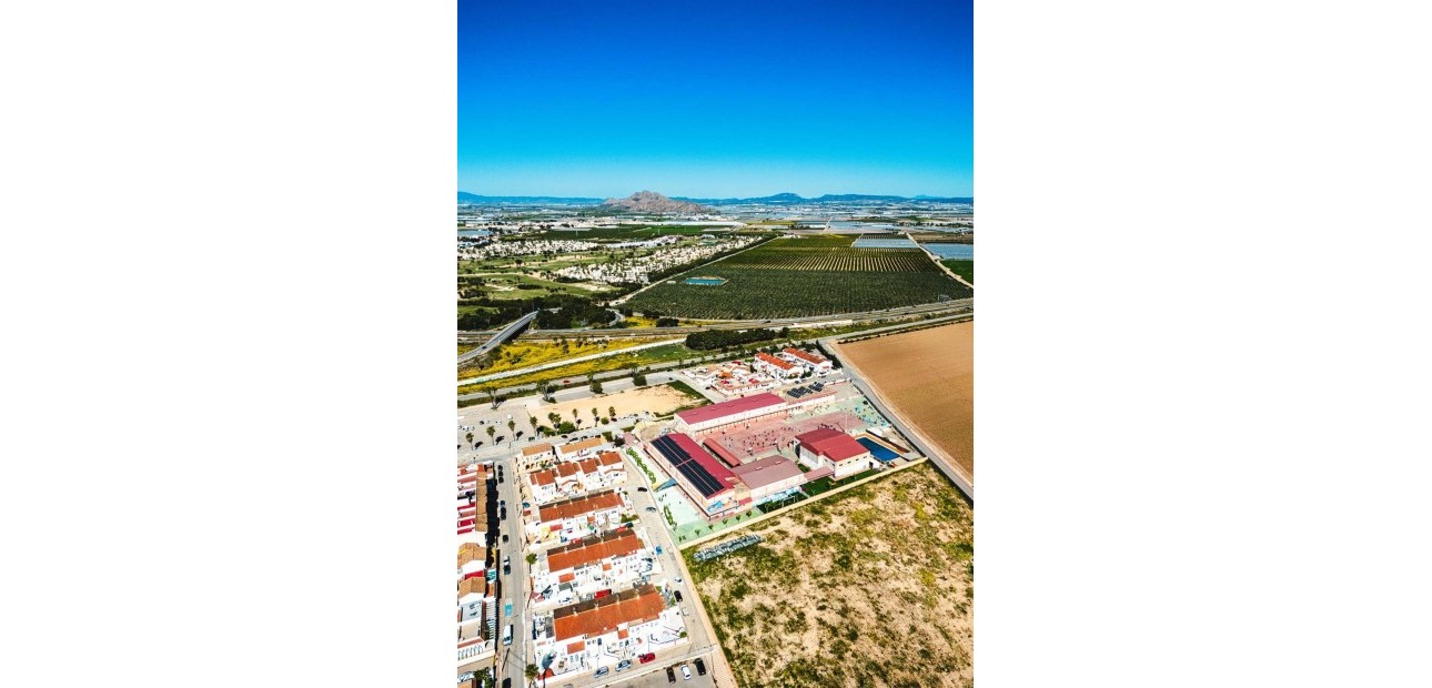 Herverkoop - Herenhuis -
Los Alcázares - Los Narejos
