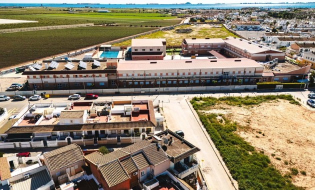 Herverkoop - Herenhuis -
Los Alcázares - Los Narejos