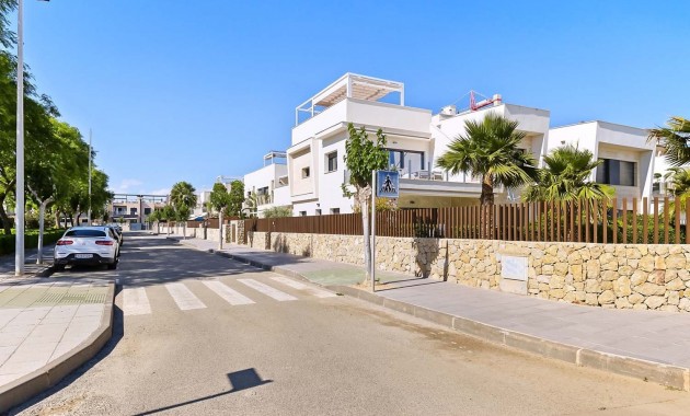 Herverkoop - Appartement / flat -
Pilar de La Horadada - El Mojón