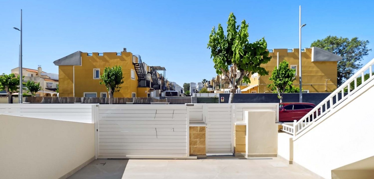 Herverkoop - Appartement / flat -
Pilar de La Horadada - El Mojón