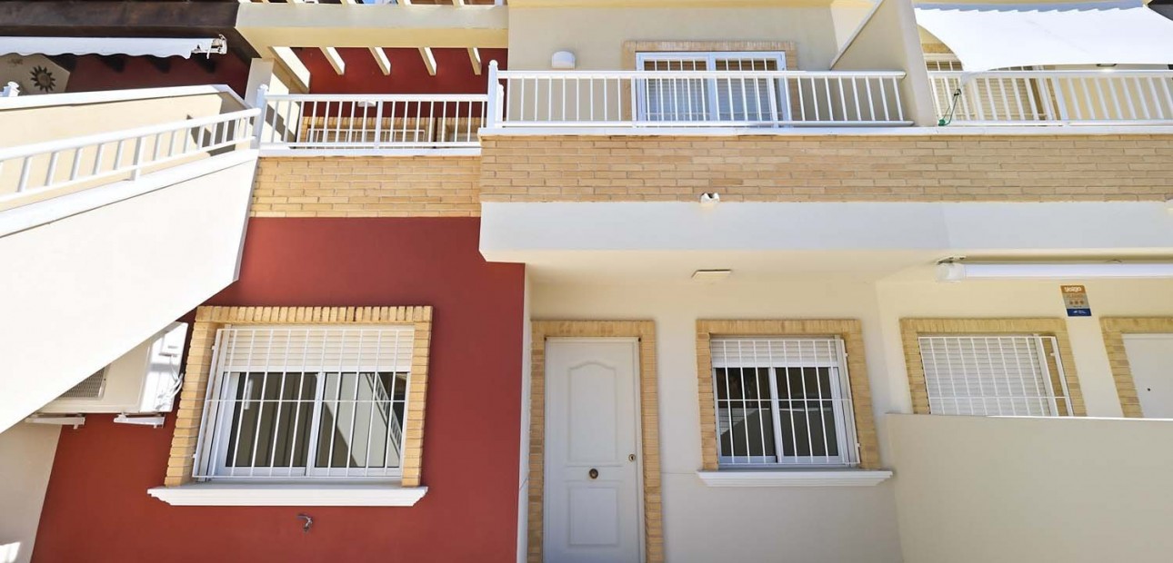 Herverkoop - Appartement / flat -
Pilar de La Horadada - El Mojón