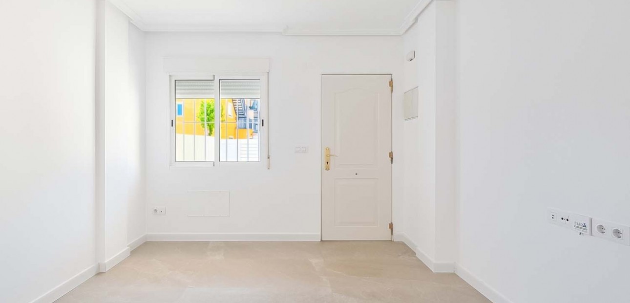 Herverkoop - Appartement / flat -
Pilar de La Horadada - El Mojón