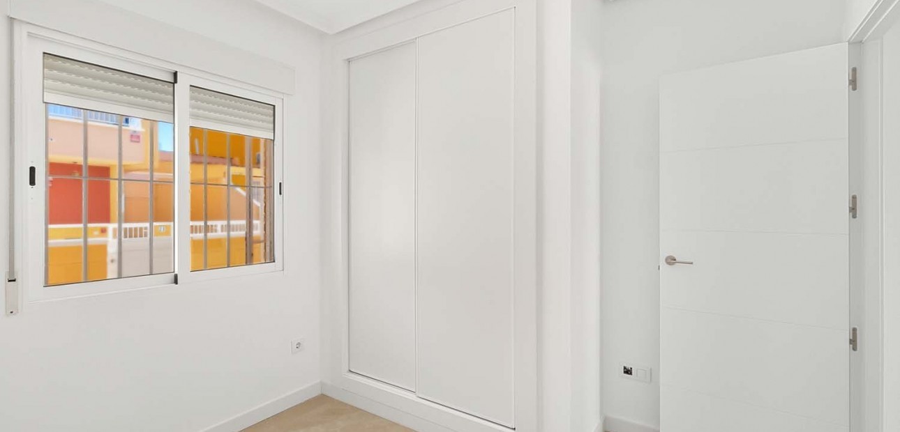 Herverkoop - Appartement / flat -
Pilar de La Horadada - El Mojón