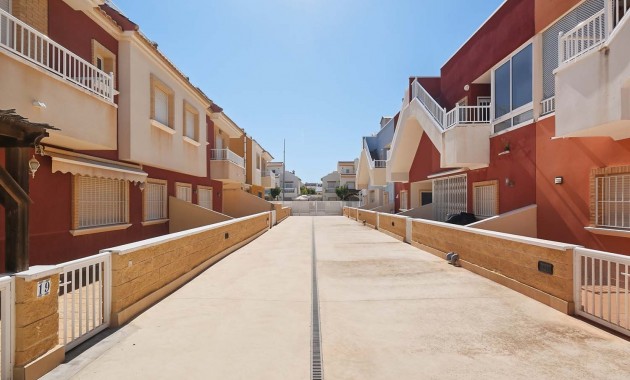 Herverkoop - Appartement / flat -
Pilar de La Horadada - El Mojón