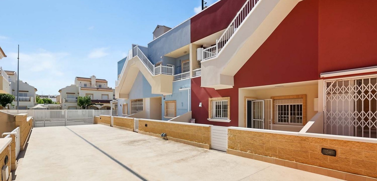 Herverkoop - Appartement / flat -
Pilar de La Horadada - El Mojón