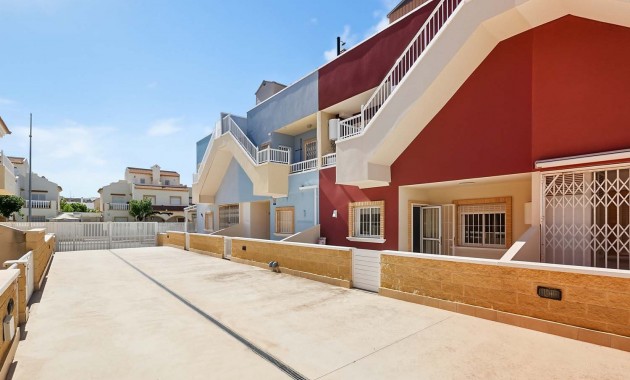Herverkoop - Appartement / flat -
Pilar de La Horadada - El Mojón