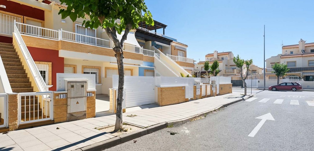 Herverkoop - Appartement / flat -
Pilar de La Horadada - El Mojón