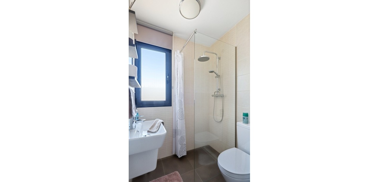 Herverkoop - Appartement / flat -
Torre de La Horadada - Torre de La Horadada - Town