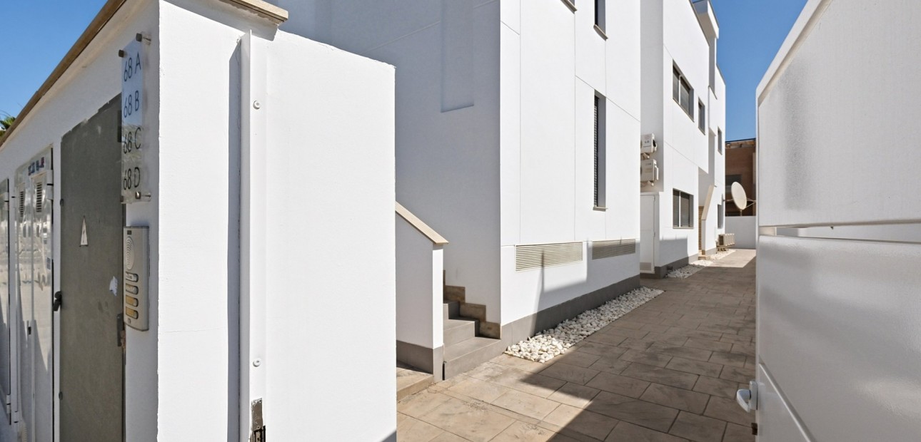 Herverkoop - Appartement / flat -
Torre de La Horadada - Torre de La Horadada - Town