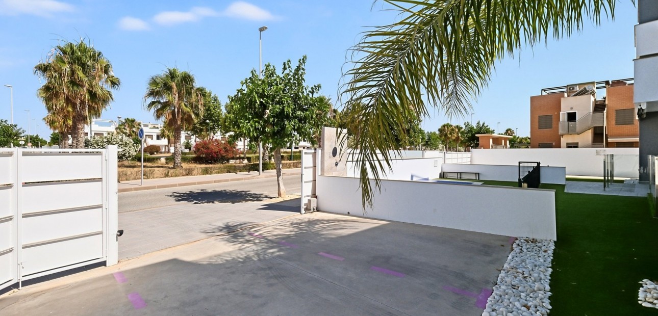 Herverkoop - Appartement / flat -
Torre de La Horadada - Torre de La Horadada - Town