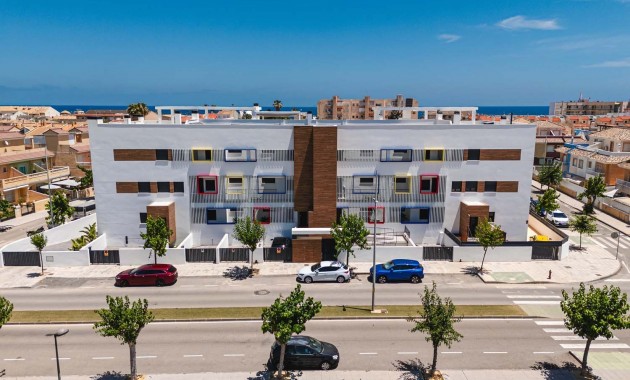 Herverkoop - Appartement / flat -
Pilar de La Horadada - El Mojón